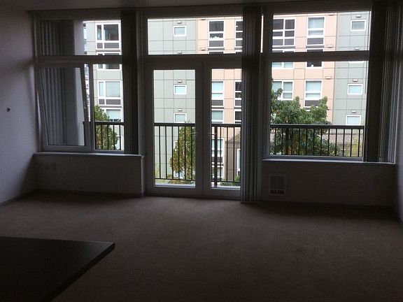 2nd image of 2701 Western Ave Unit 4004