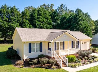 32802 Austin Rd, New London, NC 28127