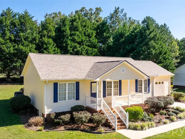 32802 Austin Rd, New London, NC 28127