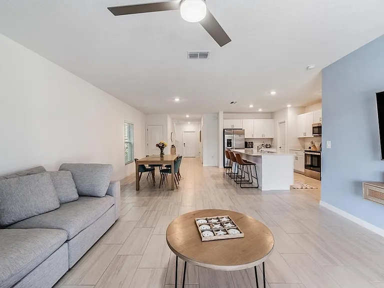 11298 Radiant Shore Loop — Photo 6