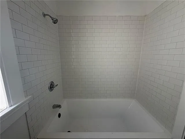 3308 1st St — Photo 7
