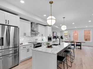 4127 8th St NW #12, Washington, DC 20011