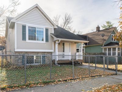936 Thomas Ave, Saint Paul, MN, 55104