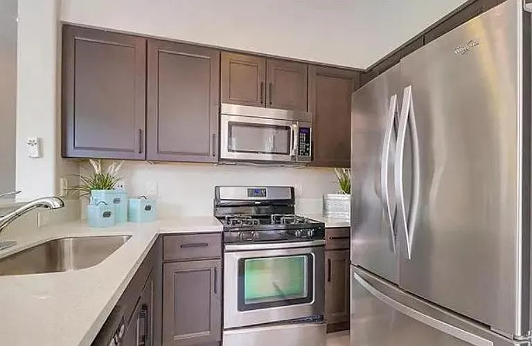 5444 Mandarin Cv — Photo 6