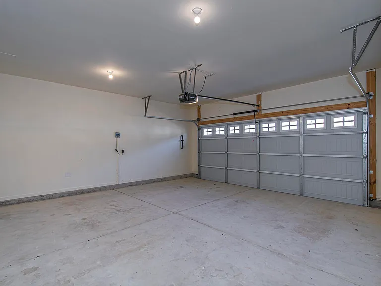 147 Doolittle Dr — Photo 24