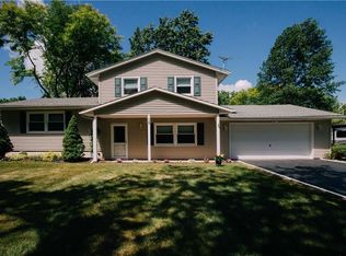 15 Omega Dr, Rochester, NY 14624