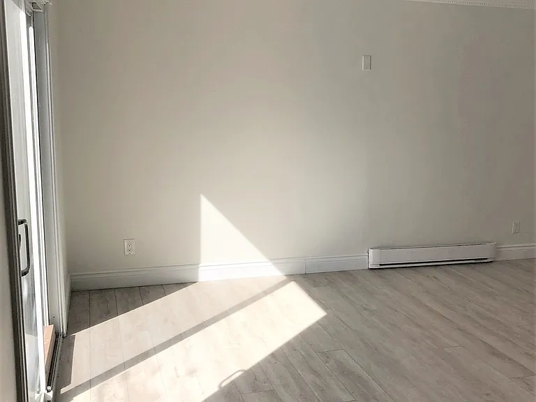 5 Renwick Ave #3 — Photo 15
