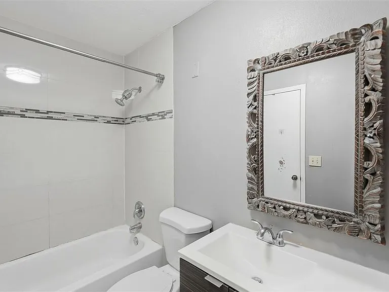 11709 Raintree Village Blvd #C — Photo 12