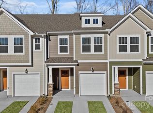 33 Moon Haven Way, Arden, NC 28704