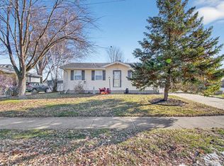 7009 55th Ave, Kenosha, WI 53142