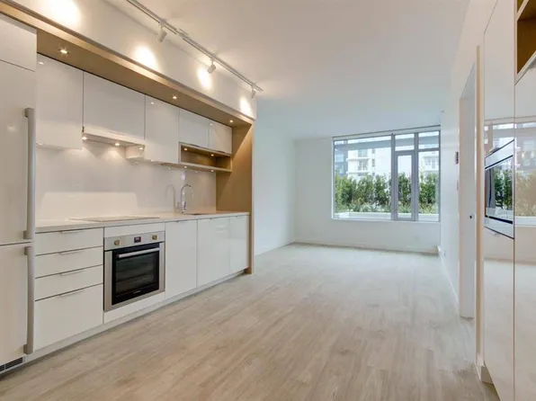 1661 Quebec St, Vancouver, BC V6A 0H2