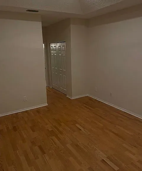 10895 Fillmore Dr — Photo 29