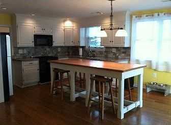 Kitchen with Island