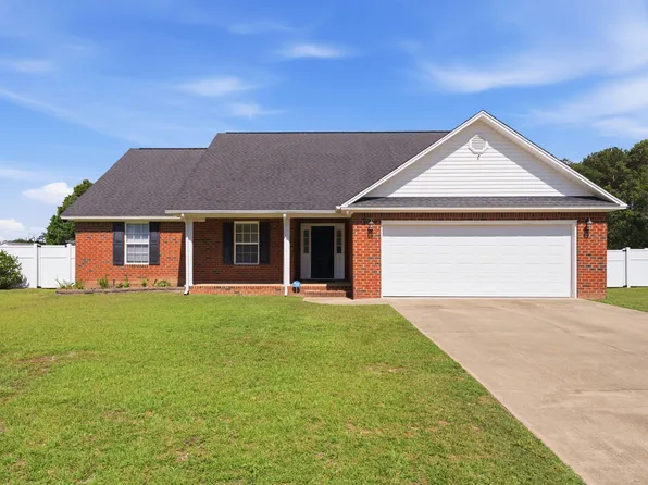 335 Trailwood Dr, Sumter, SC 29154