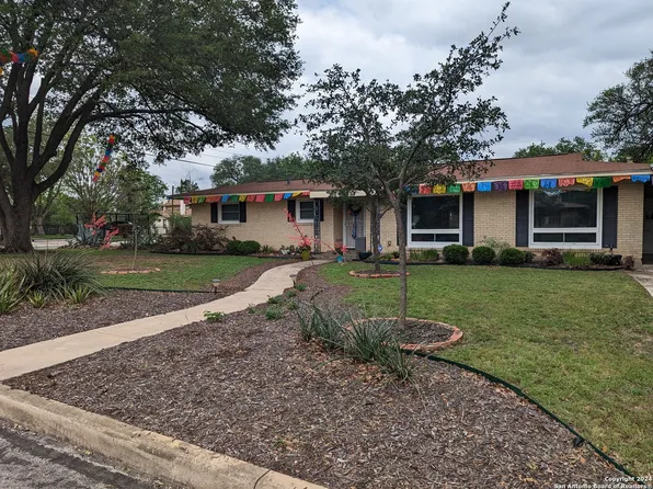 102 BETHANY PL, San Antonio, TX 78201