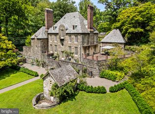 42 W Bells Mill Rd, Philadelphia, PA 19118