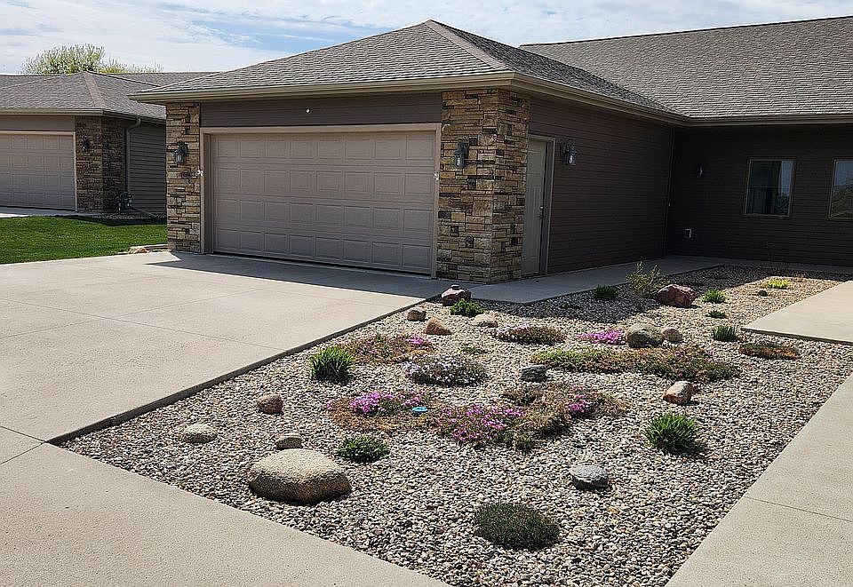 1st image of 3317 Prairie Meadows Dr. #B
