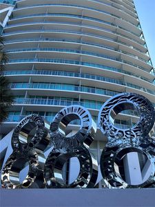 888 Biscayne Blvd APT 4106, Miami, FL, 33132