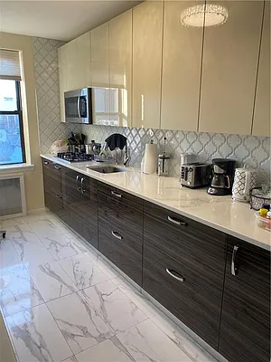 Sold by Golden Real Corp. | media 18