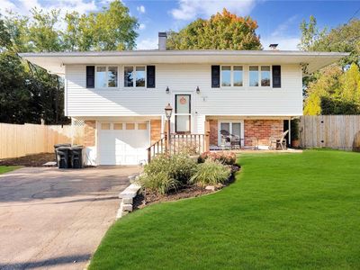 8 Hare Lane, East Setauket, NY, 11733