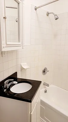 Rented by Taichi Fudosan | media 10