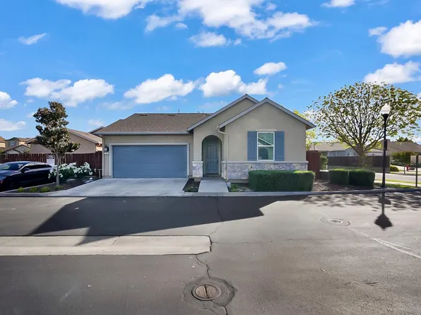 168 Lucca Dr, Newman, CA 95360