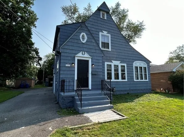 1089 N Saint Clair St, Painesville, OH 44077