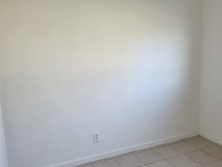 342 Sheridan Dr — Photo 5