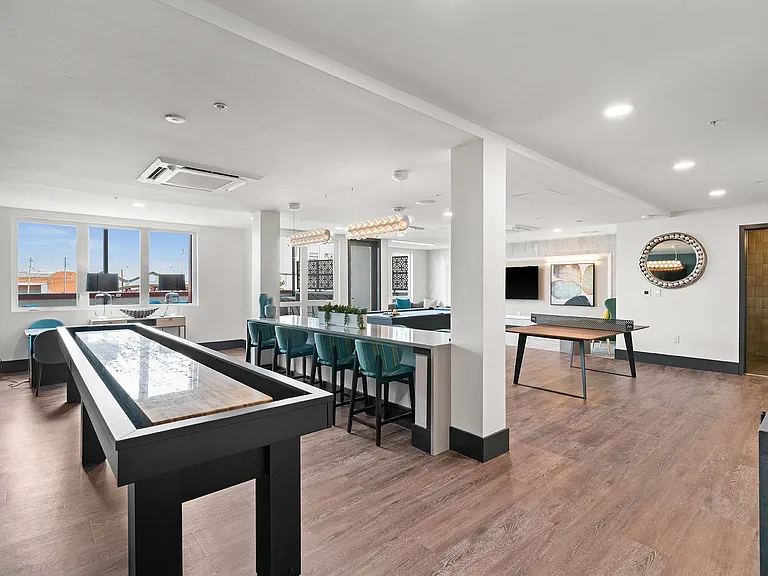 La Via Apartments — Photo 8