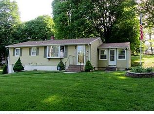71 Grove St, Wallingford, CT 06492