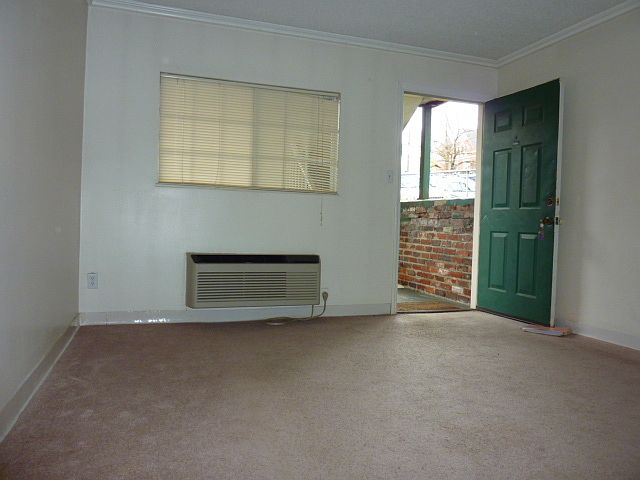 1st image of 510 14th St APT 208