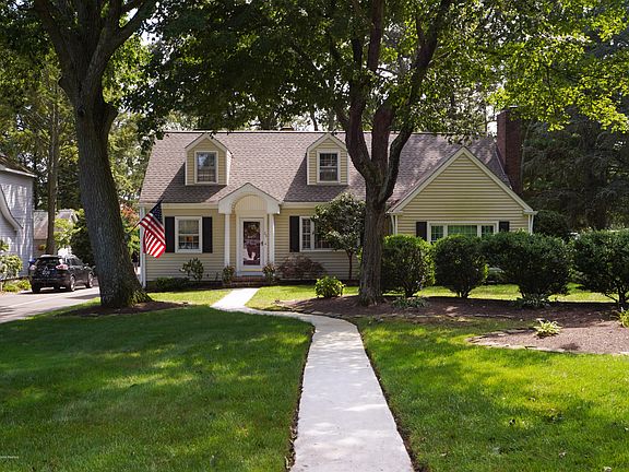 2nd image of 23 Cedar Dr