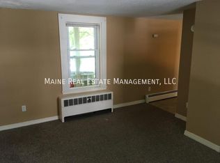 15 Elm St APT 3, Bangor, ME 04401