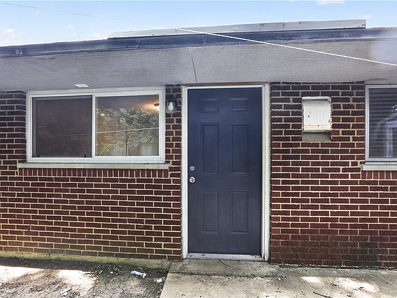 3rd image of 4450 Lambeth Dr