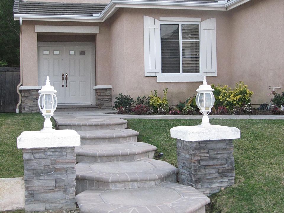 1st image of 8760 E Foxhollow Dr