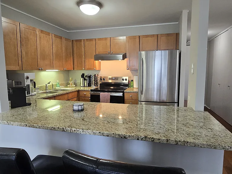 30 E Huron St — Photo 15