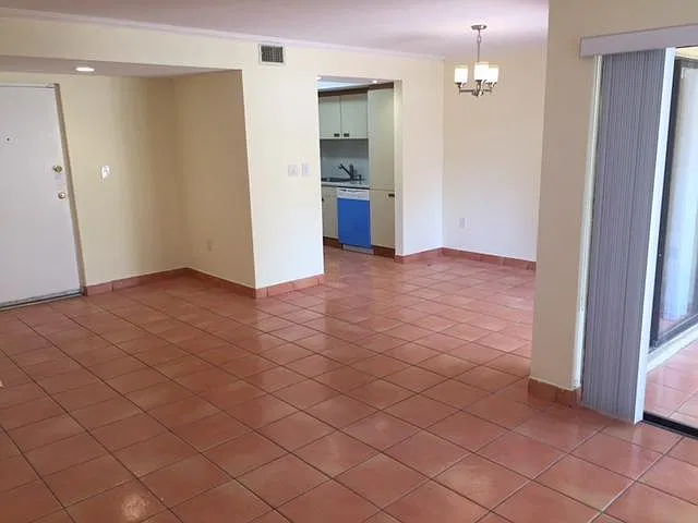 9022 SW 123rd Ct — Photo 2
