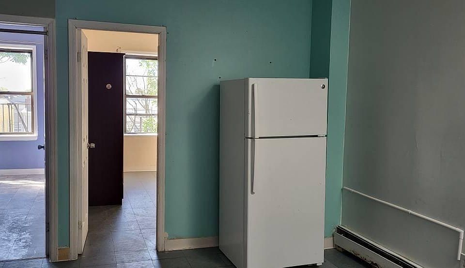 1st image of 7908 Jamaica Ave #3