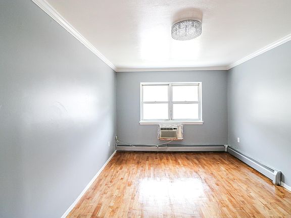 4th image of 3635 Olinville Ave APT 2