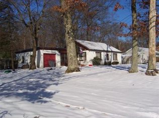 7 Cherry Tree Ln, North Attleboro, MA 02760