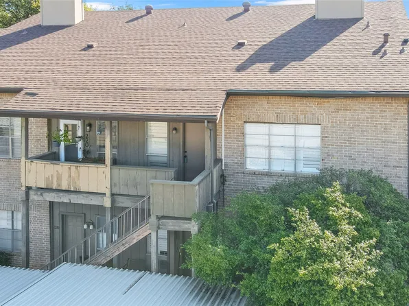 10437 High Hollows Dr APT 219, Dallas, TX 75230