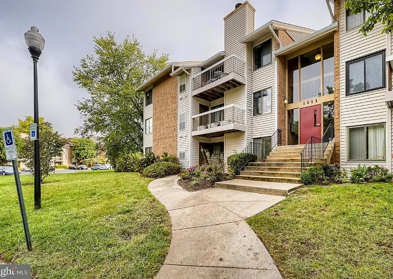1111 Castle Harbor Pl #1A — Photo 1