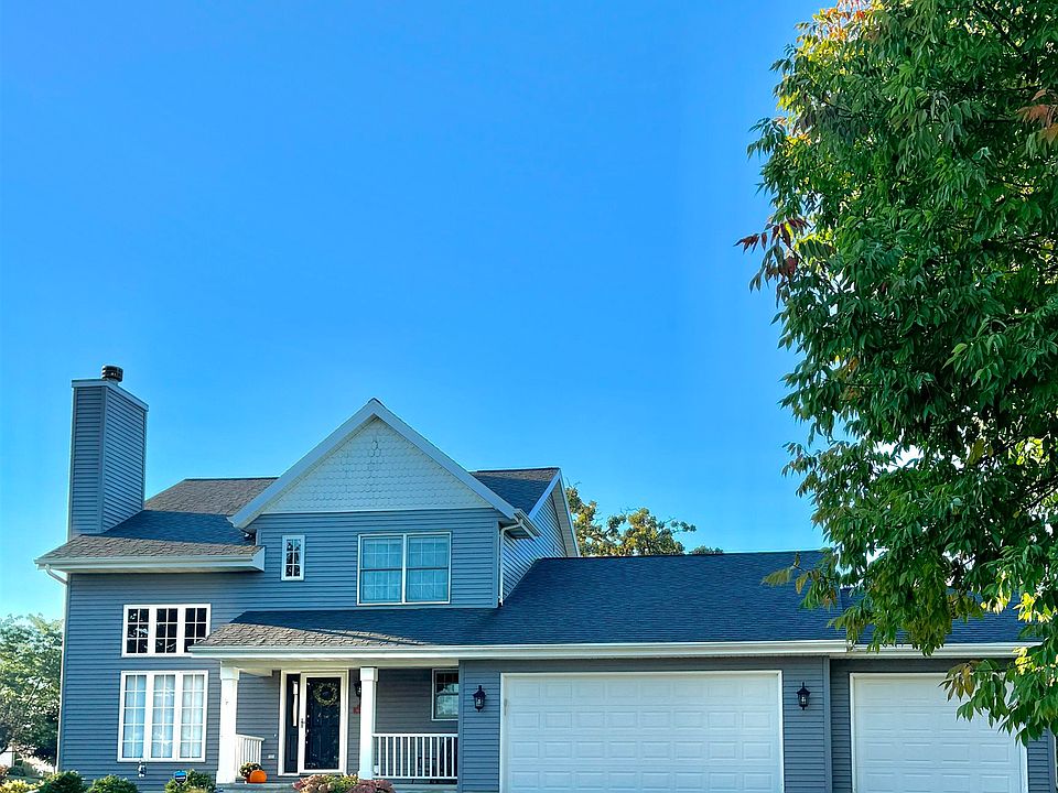1st image of 454 Mustang Ln
