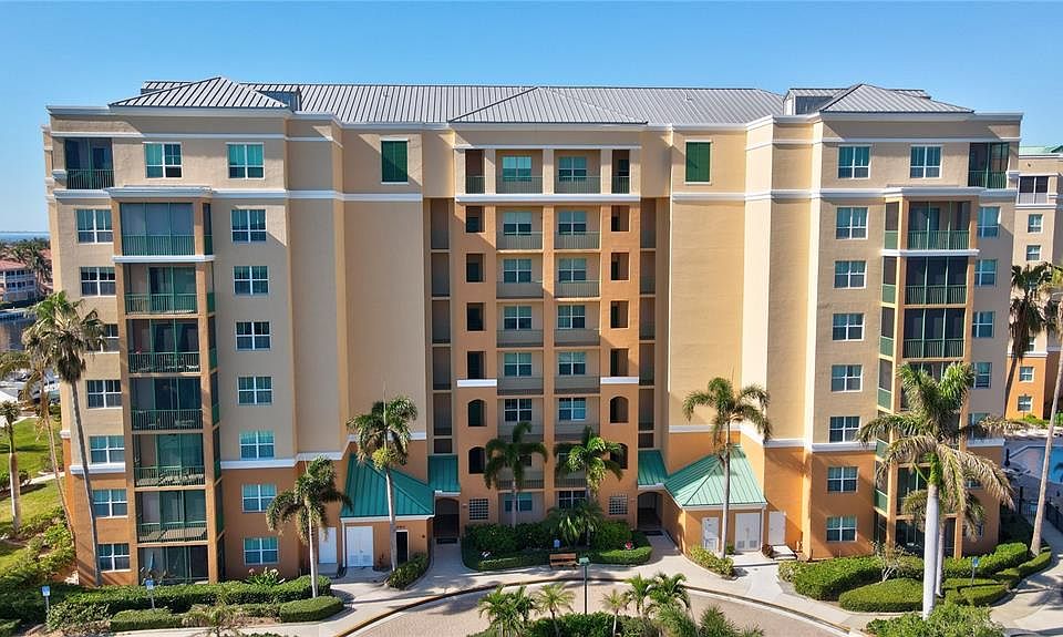 1st image of 2090 Matecumbe Key Rd Unit 1306