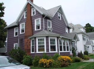 30 Churchill St, Springfield, MA 01108