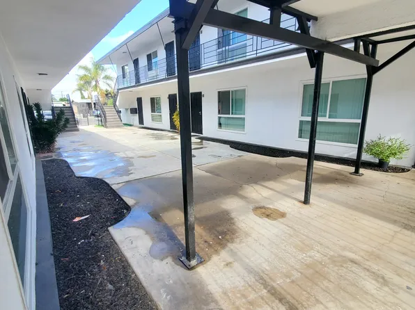 10240 California Ave APT D, South Gate, CA 90280