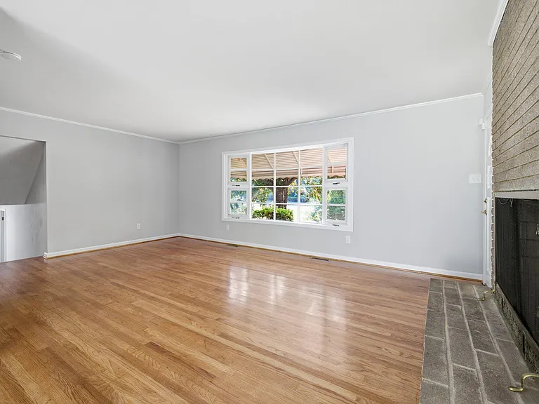 119 Waldrop St — Photo 9