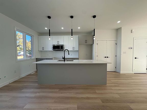 2nd image of 7 Portland Ave #A
