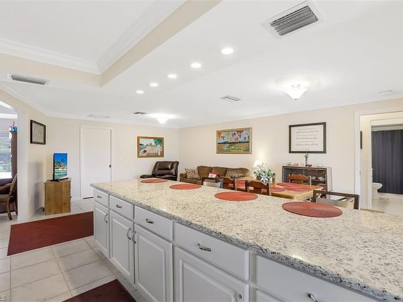 3rd image of 28370 Verde Ln