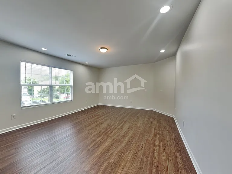 7305 Ethans Way — Photo 20